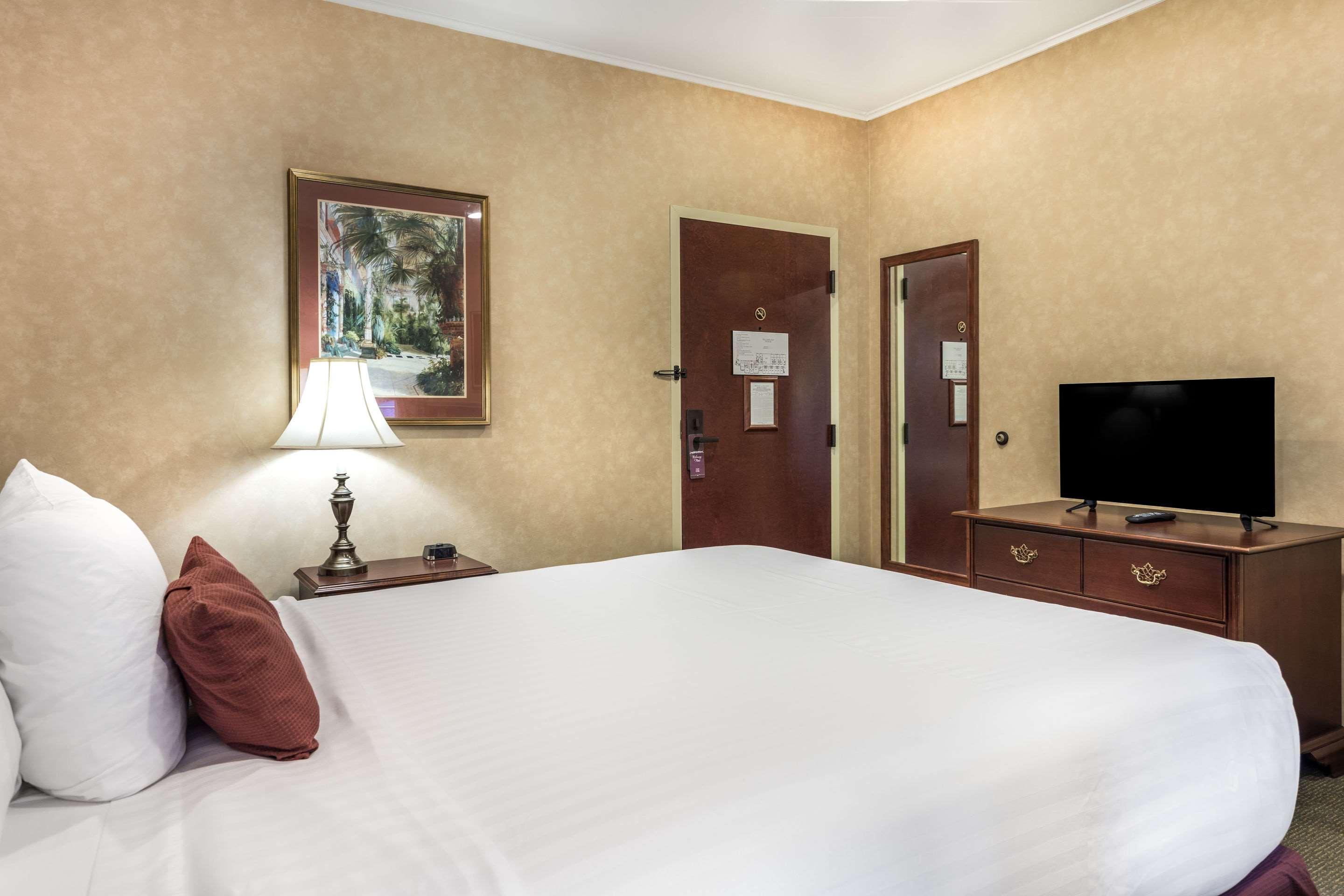 Traditions Hotel & Spa, Ascend Hotel Collection Johnson City Buitenkant foto
