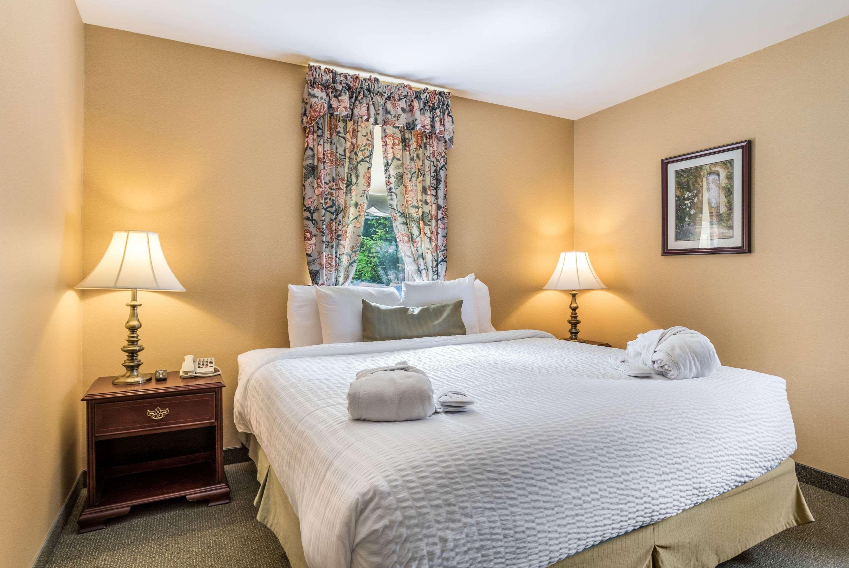 Traditions Hotel & Spa, Ascend Hotel Collection Johnson City Buitenkant foto