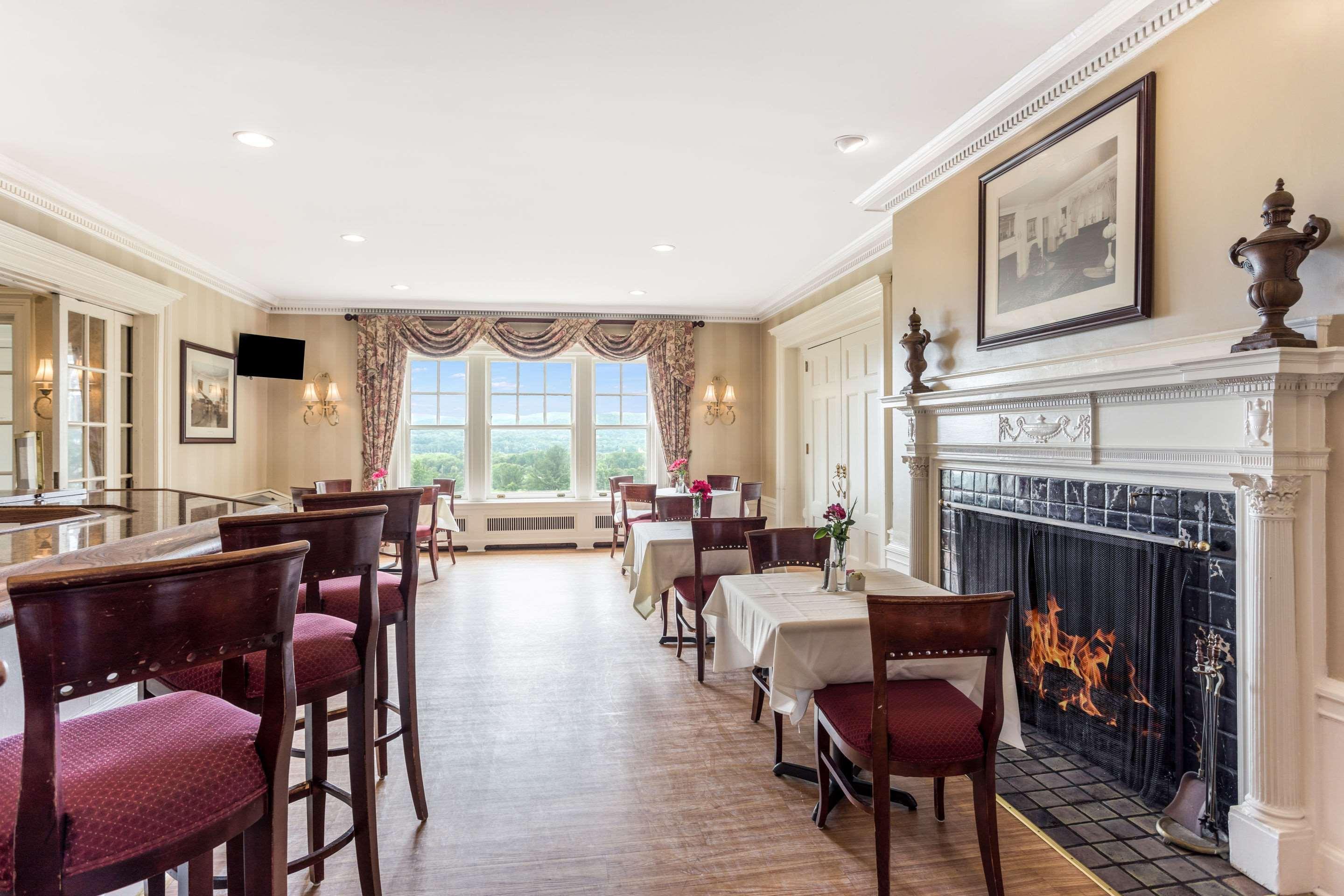Traditions Hotel & Spa, Ascend Hotel Collection Johnson City Buitenkant foto